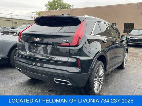 Used 2024 Cadillac XT4 Premium Luxury w/ Technology Package AWD/4WD image 3