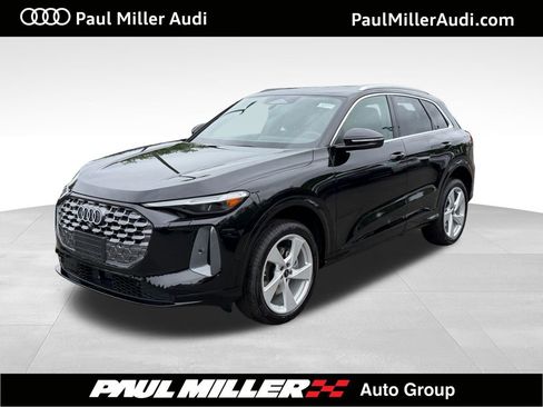 New 2026 Audi Q5 Premium Plus AWD/4WD image 1