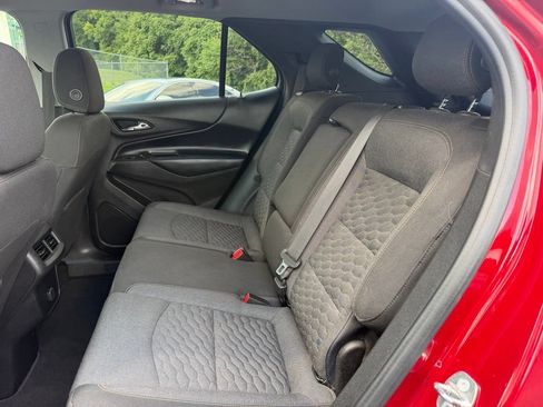 Used 2018 Chevrolet Equinox LT FWD image 22