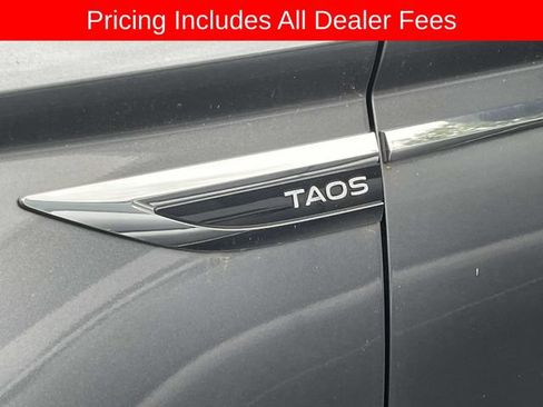 Used 2022 Volkswagen Taos SE w/ IQ.Drive SE Package AWD/4WD image 3