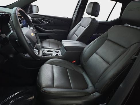 Used 2023 Chevrolet Traverse High Country AWD/4WD image 15