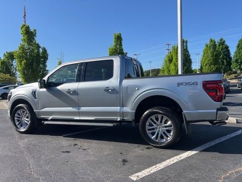 Used 2025 Ford F150 Lariat w/ Equipment Group 501A Mid image 8