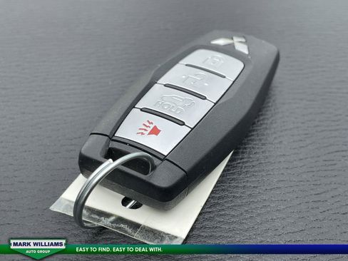 Used 2023 Mitsubishi Outlander SEL image 39