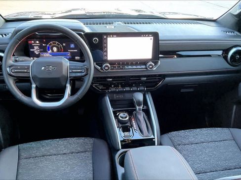 Certified 2025 Chevrolet Colorado Z71 w/ Technology Package image 15