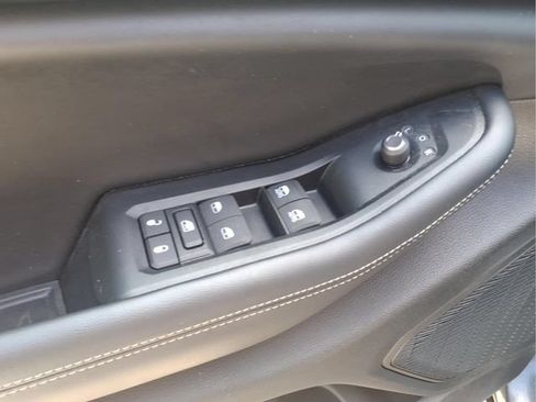 Used 2024 Jeep Grand Cherokee Altitude AWD/4WD image 16