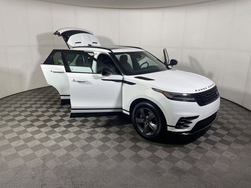 Used 2025 Land Rover Range Rover Velar Dynamic SE image 8