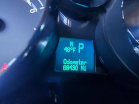 Used 2014 Chevrolet Captiva Sport LT w/ Convenience Package image 8