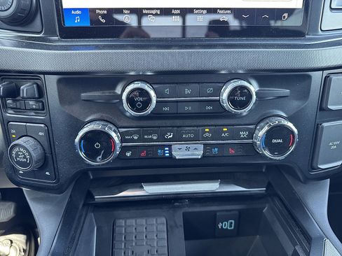 Used 2024 Ford F350 Platinum w/ Tremor Off-Road Package AWD/4WD image 6