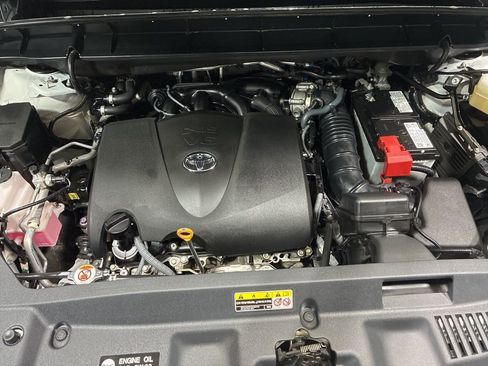 Used 2021 Toyota Highlander Platinum image 7