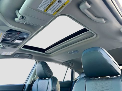 Used 2023 Subaru Crosstrek 2.5i Limited w/ Moonroof Package image 21