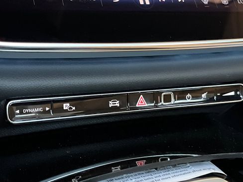 New 2025 Mercedes-Benz E 350 4MATIC Sedan image 24