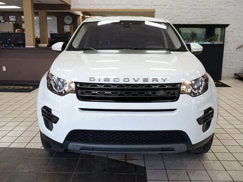 Used 2018 Land Rover Discovery Sport SE image 19