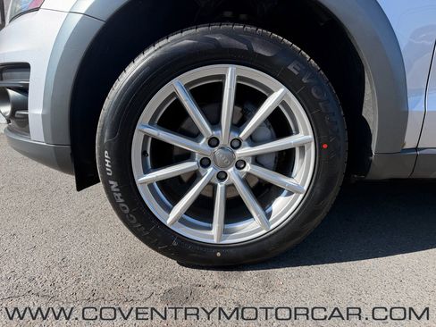 Used 2017 Audi Q5 2.0T Premium Plus w/ Technology Package image 11