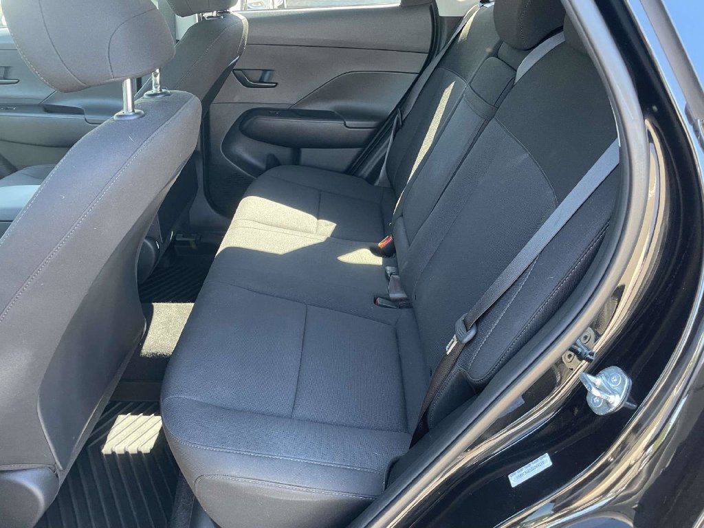 Certified 2025 Hyundai Kona SEL FWD image 10