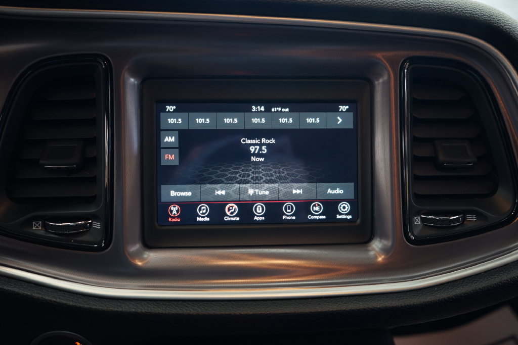 Used 2019 Dodge Challenger SXT w/ Blacktop Package RWD image 33