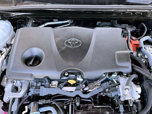 Used 2025 Toyota Camry Hybrid FWD image 32
