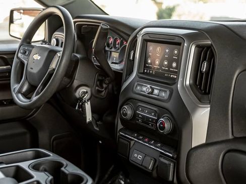 Used 2021 Chevrolet Silverado 1500 Custom w/ LPO, Blackout Package AWD/4WD image 41
