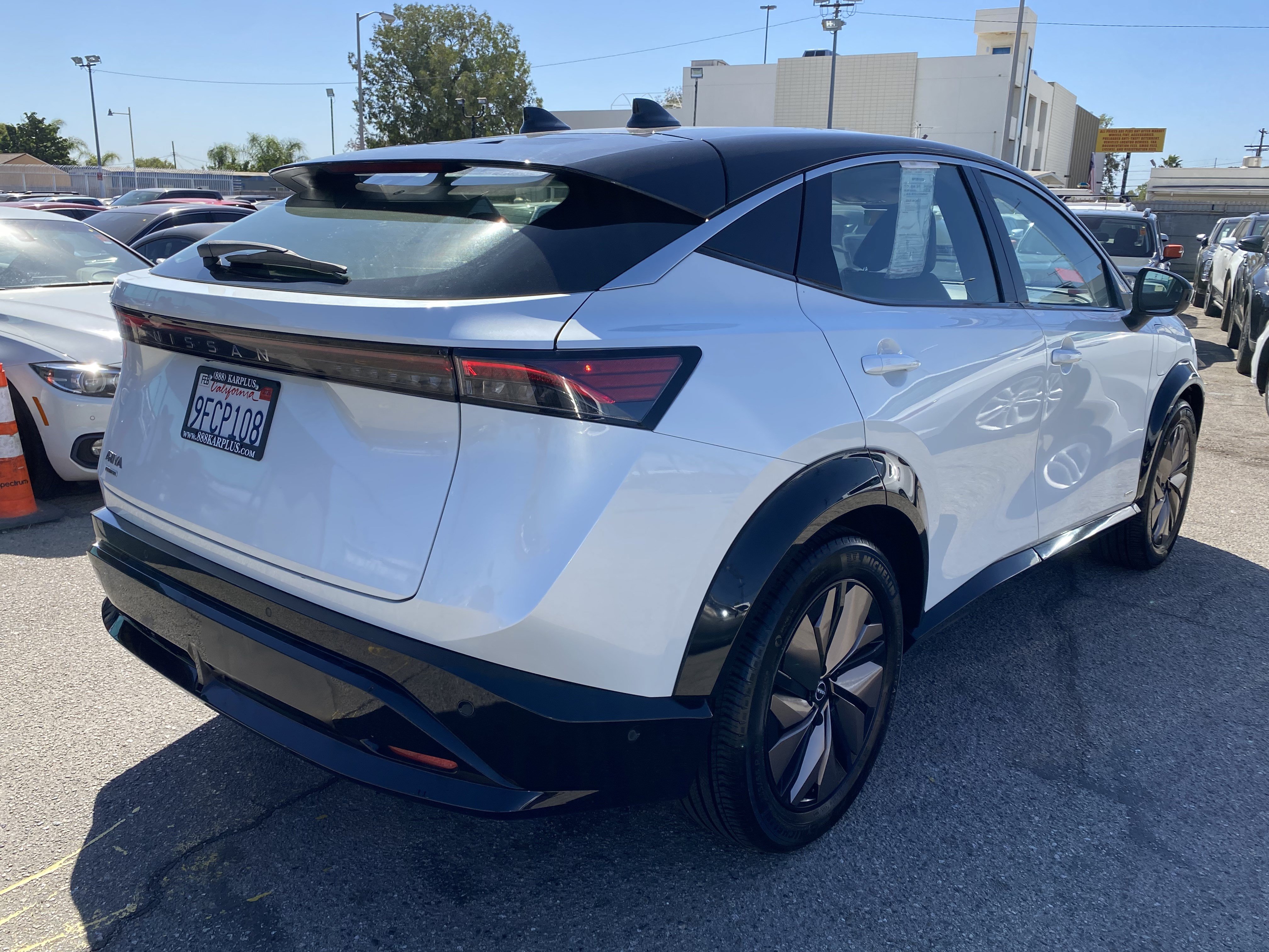 Used 2023 Nissan Ariya FWD image 10