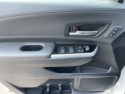 New 2026 Toyota Sienna Platinum AWD/4WD image 12