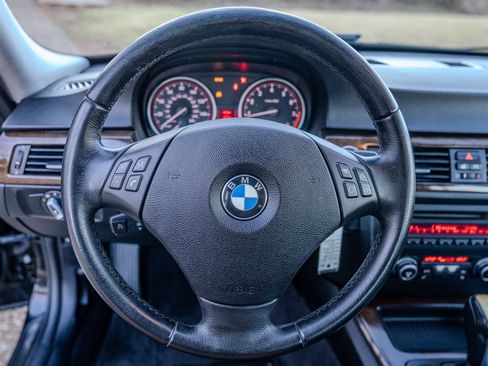 Used 2011 BMW 335i Sedan image 14