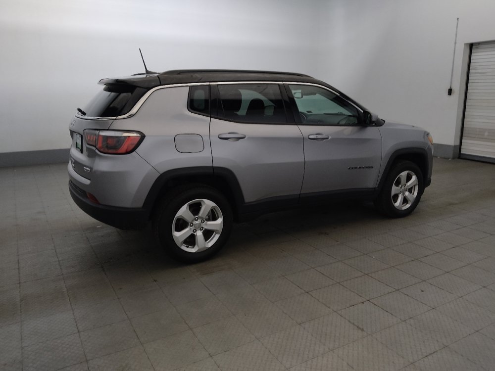 Used 2018 Jeep Compass Latitude w/ Popular Equipment Group AWD/4WD image 10