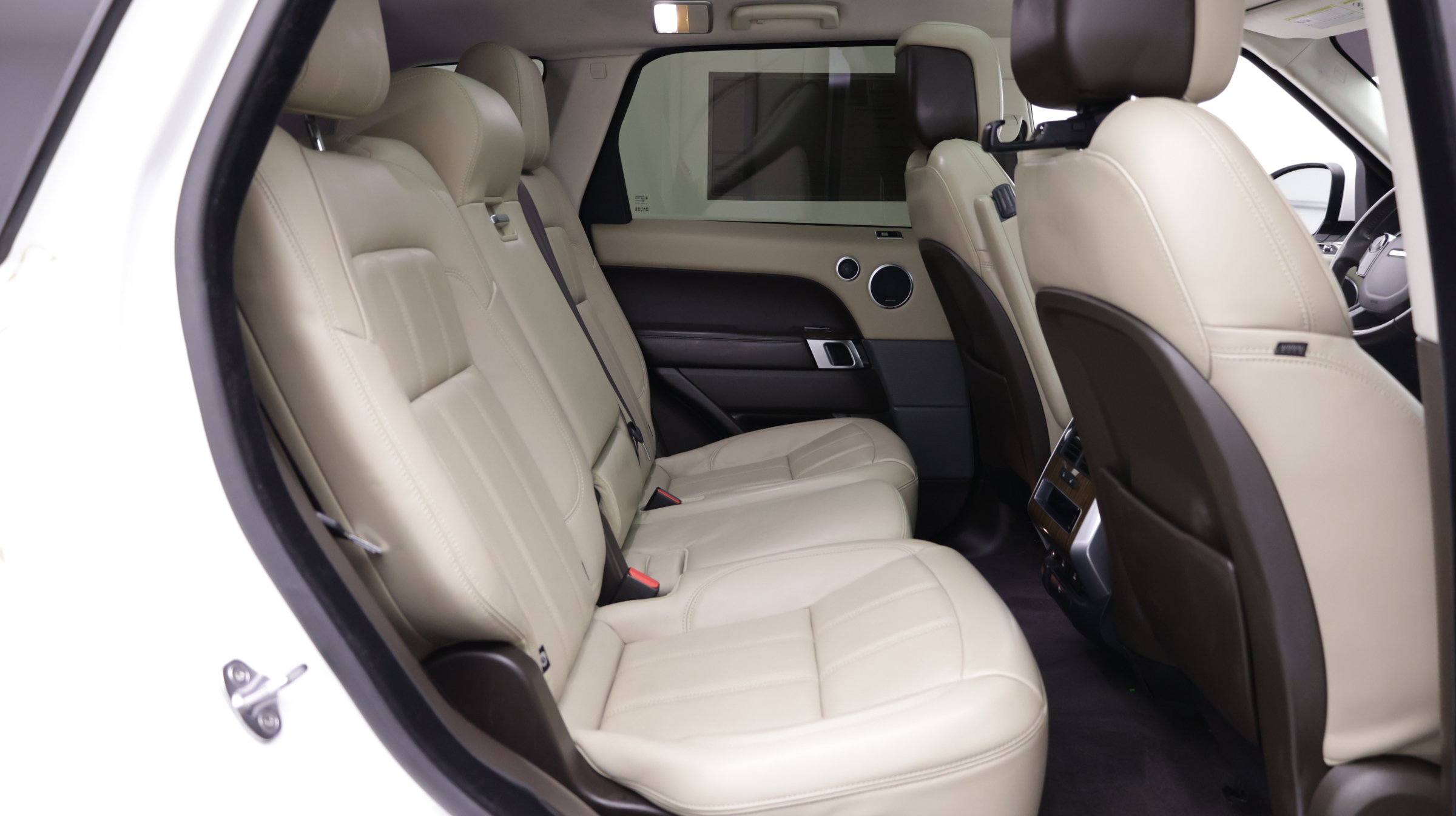 Used 2020 Land Rover Range Rover Sport HSE AWD/4WD image 37