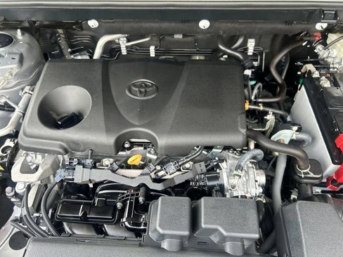 Certified 2024 Toyota RAV4 LE AWD/4WD image 22