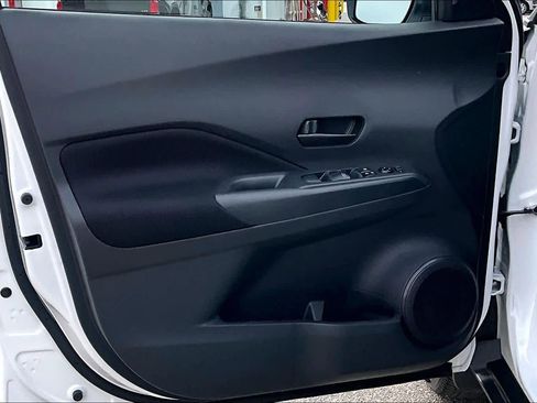 Certified 2024 Nissan Kicks S image 20