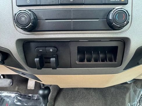 Used 2016 Ford F250 XLT w/ XLT Value Package AWD/4WD image 31