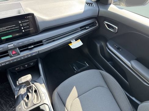 New 2026 Kia K4 FWD image 16