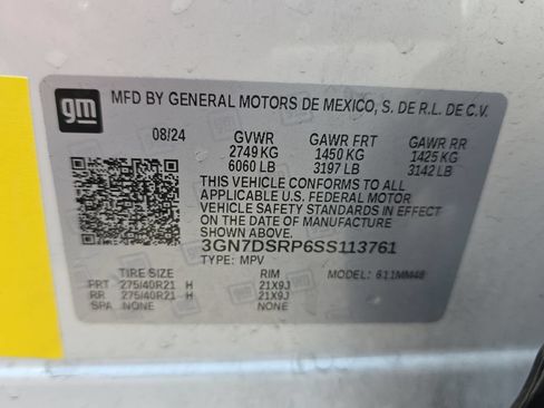 Used 2025 Chevrolet Equinox EV RS FWD image 21