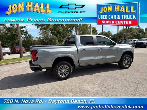 Used 2024 Chevrolet Colorado LT RWD image 14