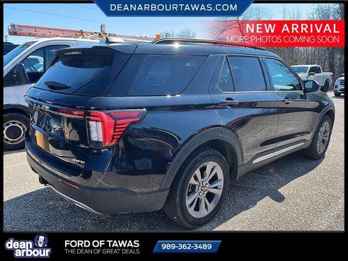 Certified 2025 Ford Explorer Active w/ Active Comfort Package AWD/4WD image 3