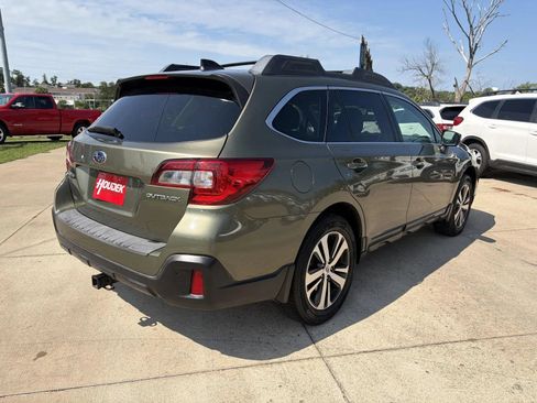 Used 2019 Subaru Outback 2.5i Limited w/ Popular Package #2 AWD/4WD image 8
