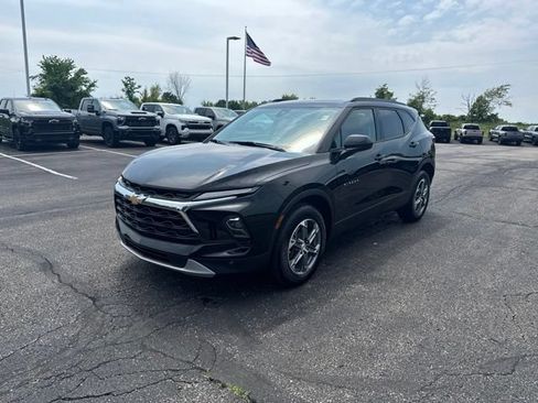 Used 2024 Chevrolet Blazer LT w/ Convenience Package AWD/4WD image 7