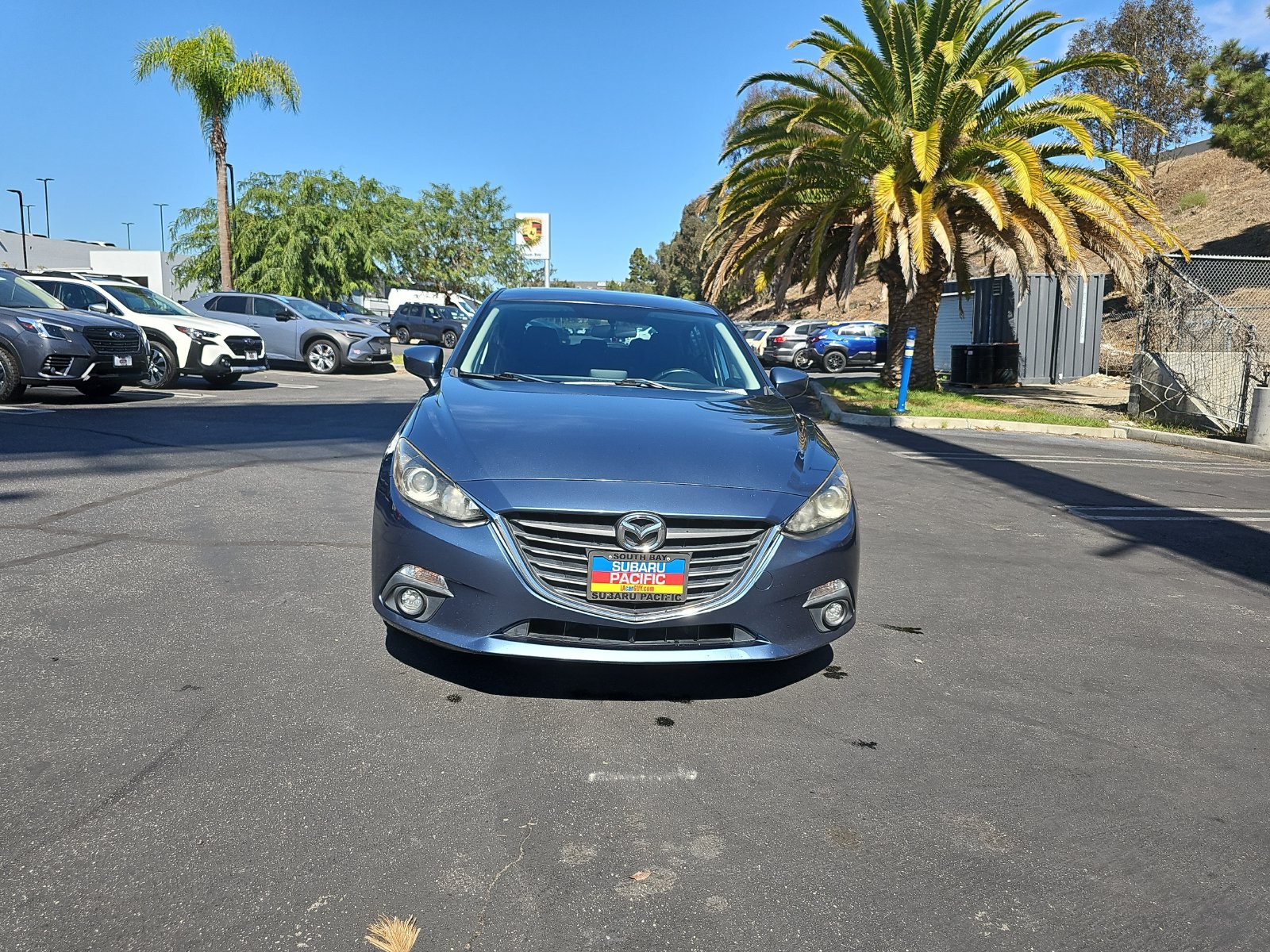 Used 2015 MAZDA MAZDA3 i Touring w/ Technology Package FWD image 2