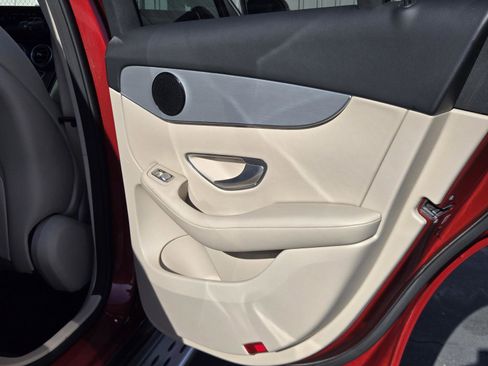 Used 2022 Mercedes-Benz GLC 300 GLC 300 SUV RWD w/ Premium Package Lite image 27