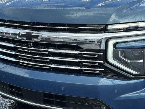 Used 2026 Chevrolet Tahoe Premier w/ Sun And Tow Package AWD/4WD image 9