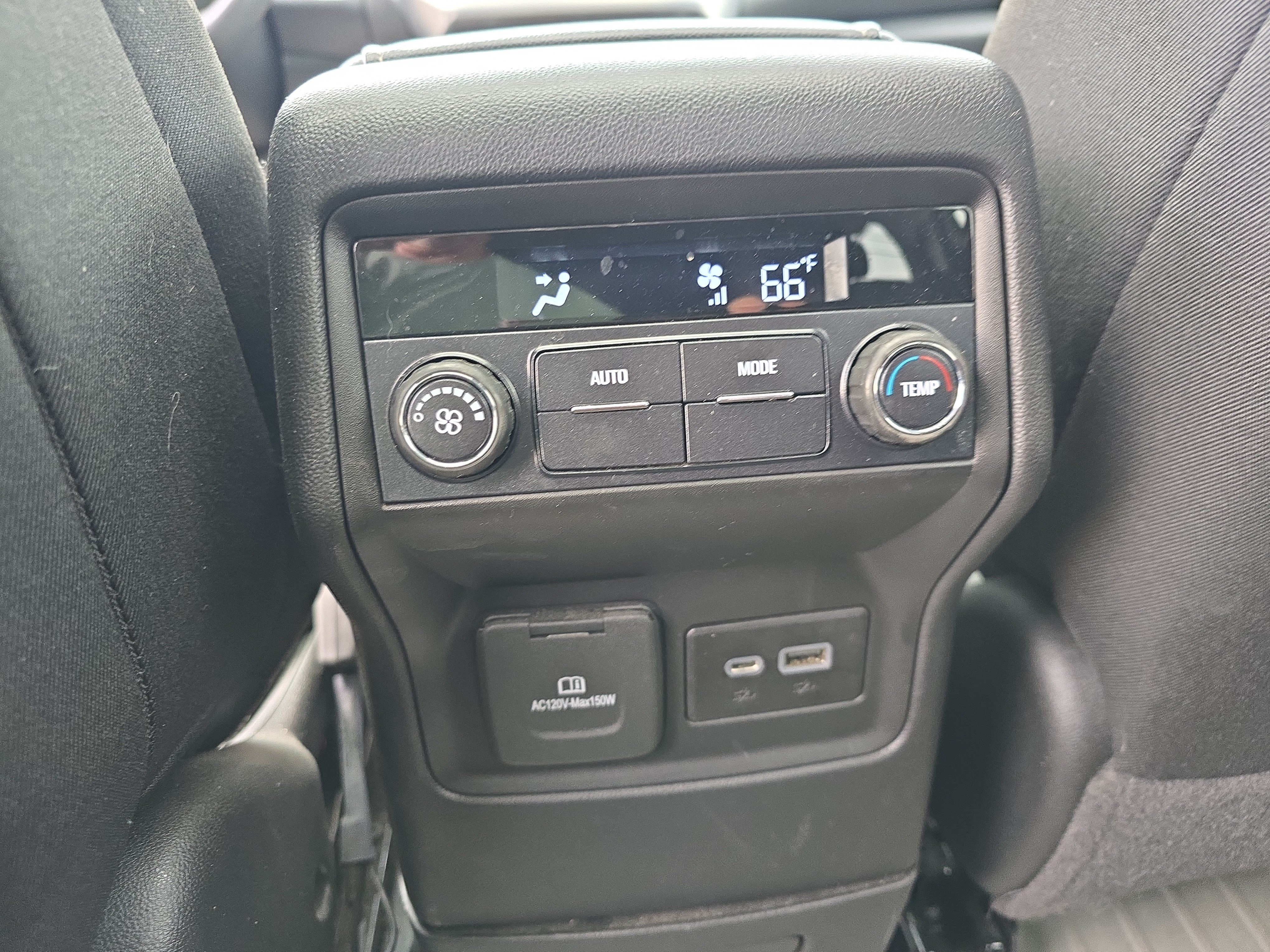 Used 2022 GMC Acadia SLE w/ Driver Convenience Package AWD/4WD image 17