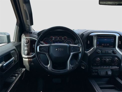 Used 2020 Chevrolet Silverado 1500 LT Trail Boss image 22