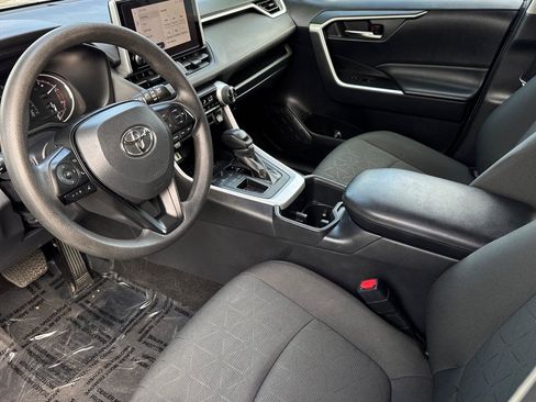 Used 2024 Toyota RAV4 XLE FWD image 2