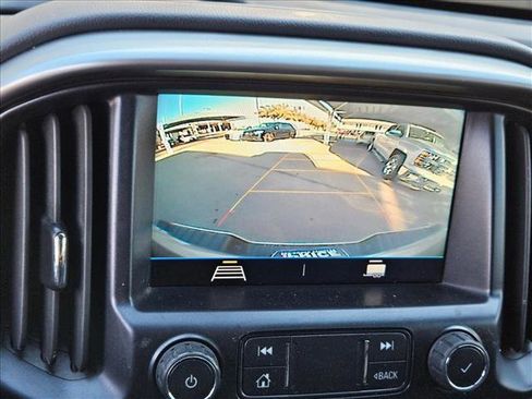 Used 2022 Chevrolet Colorado LT w/ Luxury Package image 17