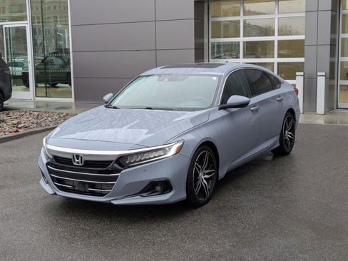 Used 2021 Honda Accord Touring image 8