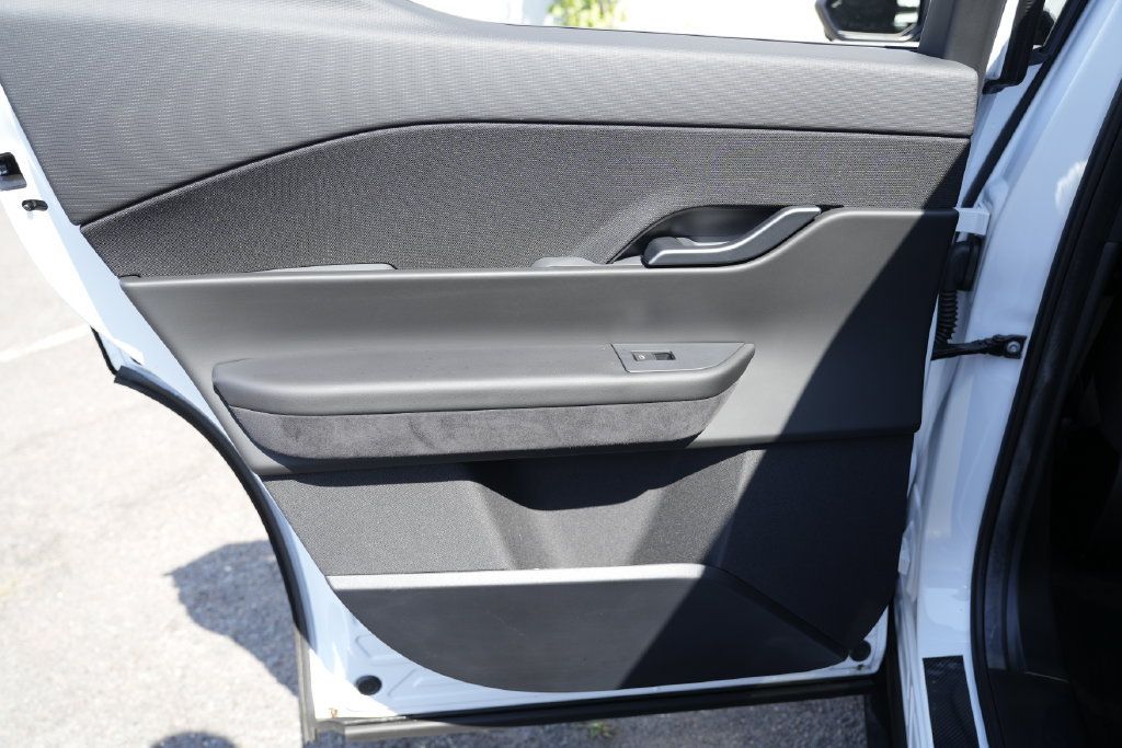 Used 2023 Fisker Ocean Ultra AWD/4WD image 26