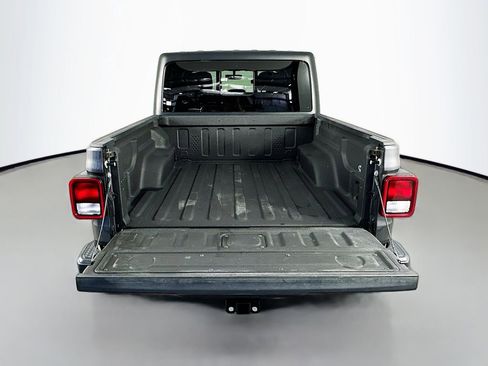 Used 2021 Jeep Gladiator Overland w/ Popular Equipment Package AWD/4WD image 29