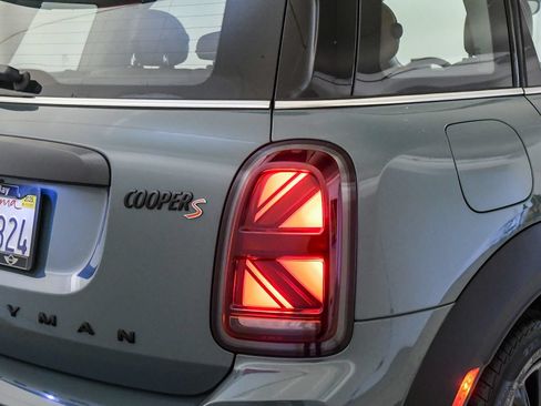 Used 2023 MINI Cooper Countryman S w/ Signature Upholstery Package FWD image 11