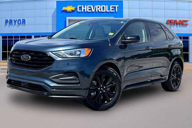 Used 2022 Ford Edge SE w/ Black Appearance Package AWD/4WD image 3