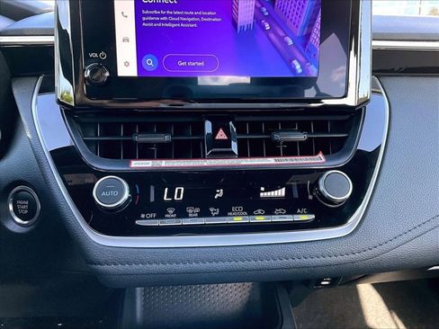 Used 2025 Toyota Corolla SE image 23