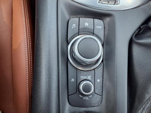 Used 2023 MAZDA MX-5 Miata Grand Touring w/ Weather Package image 16