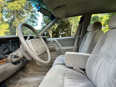 Used 1996 Buick Century Sedan FWD image 16